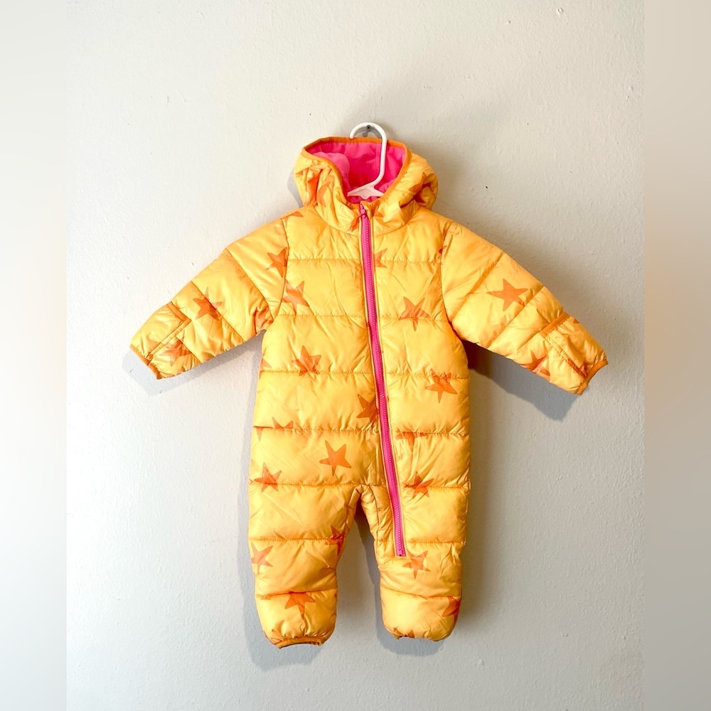 NWOT TOYS R US‎ Baby Girls Heavy Weight Star-Print Pram Snowsuit Yellow 6-12 M